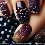 Minimalist- Dot -Nail- Design